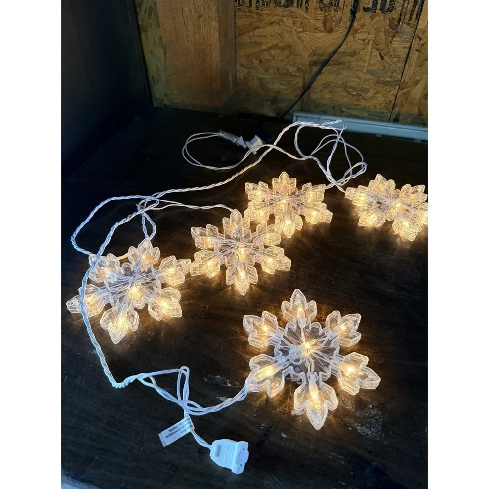 GE 5 CT 35 Light Snowflake Icicle Stylelights Sparkle Clear Christmas